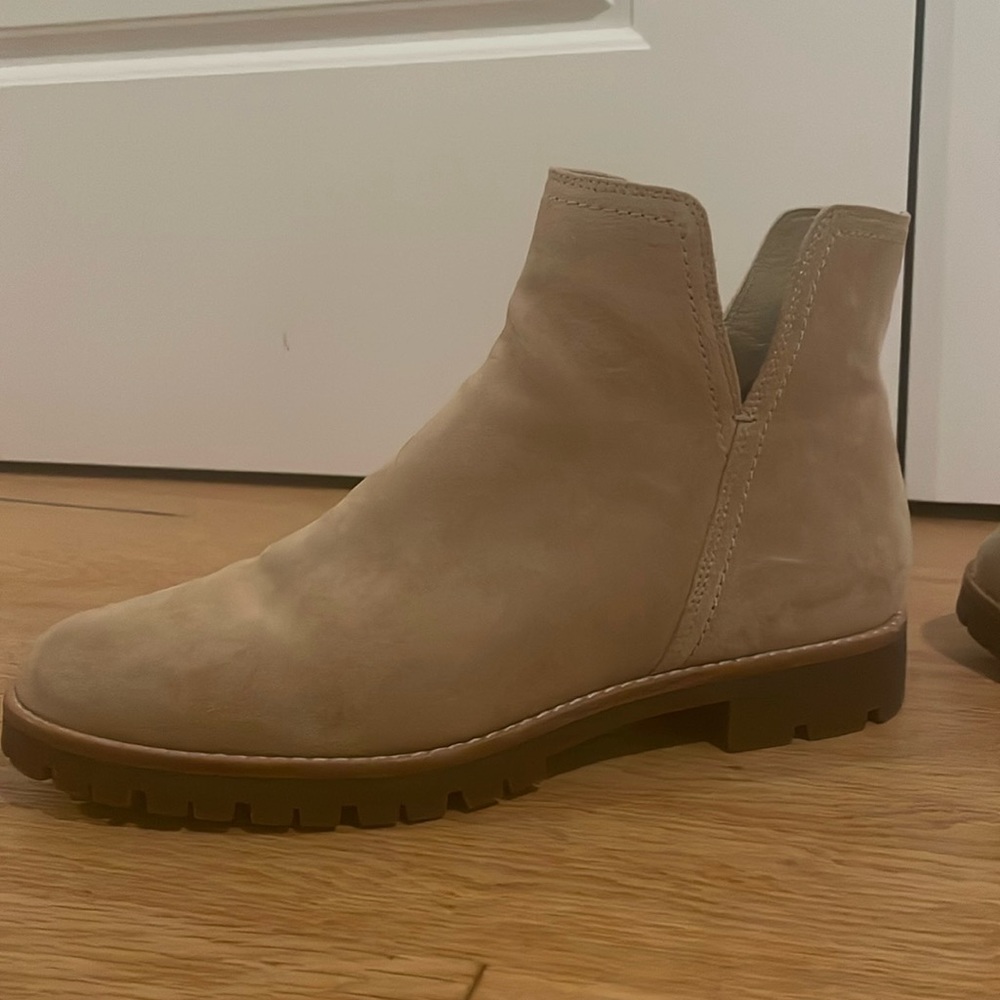 Vince Suede boot